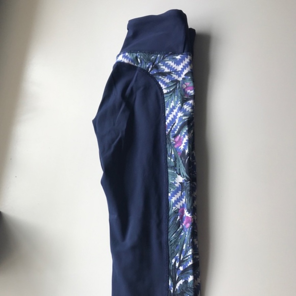 SoulCycle Cropped Blue Leggings